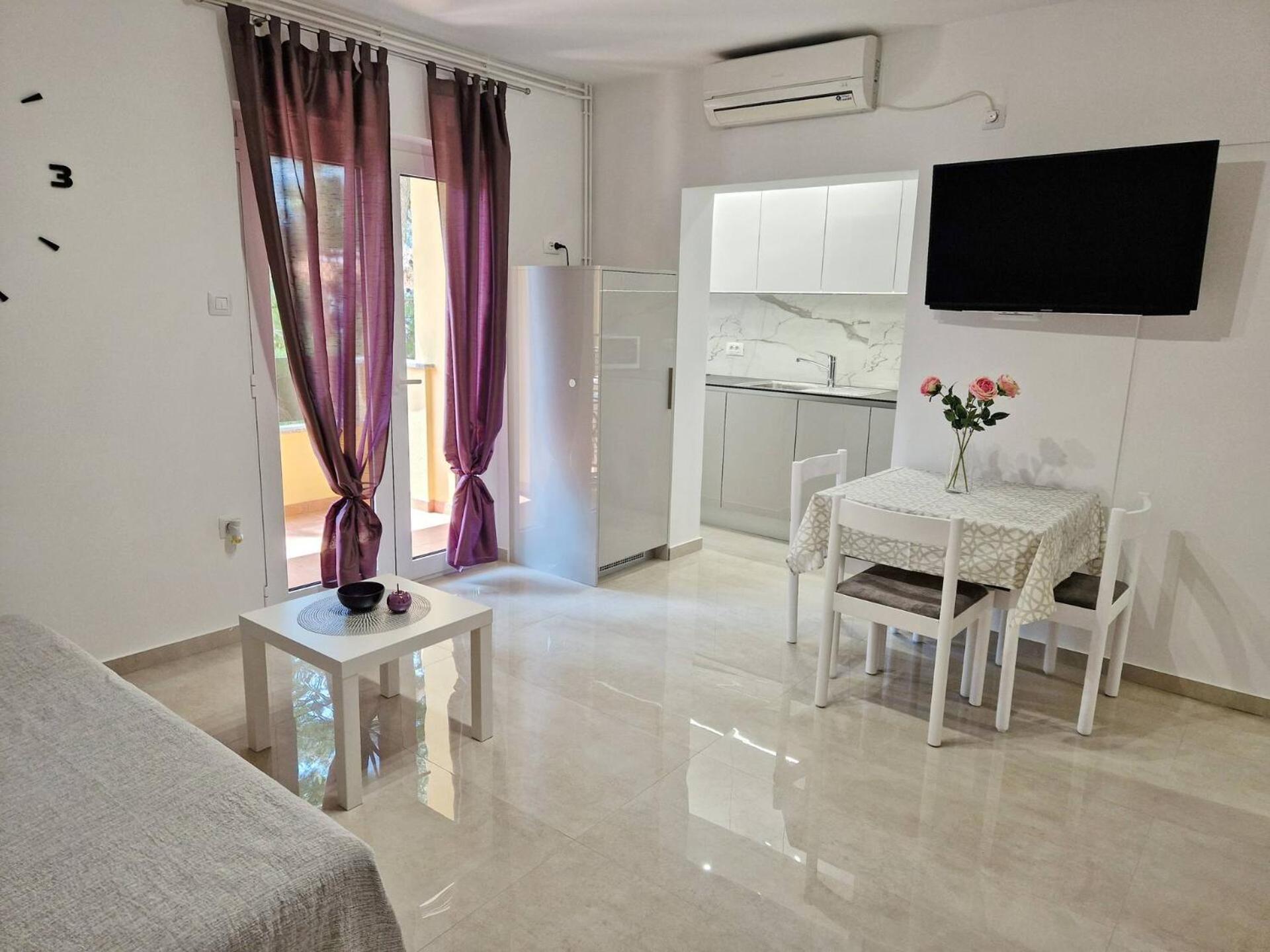 Sunshine Residence Baska 2 Екстер'єр фото